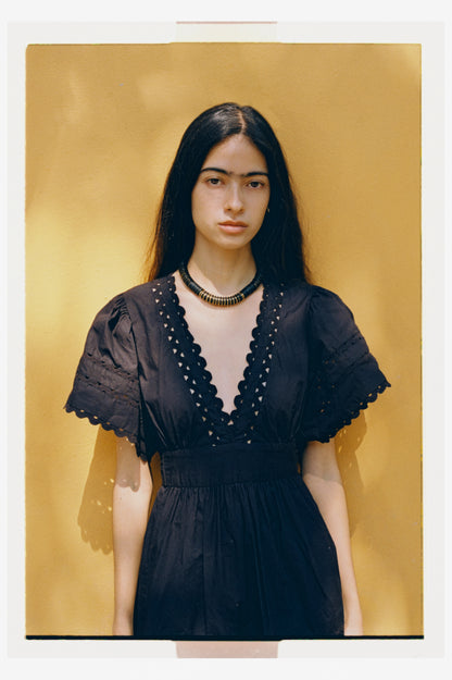 Jaipur Black Aura Oro
