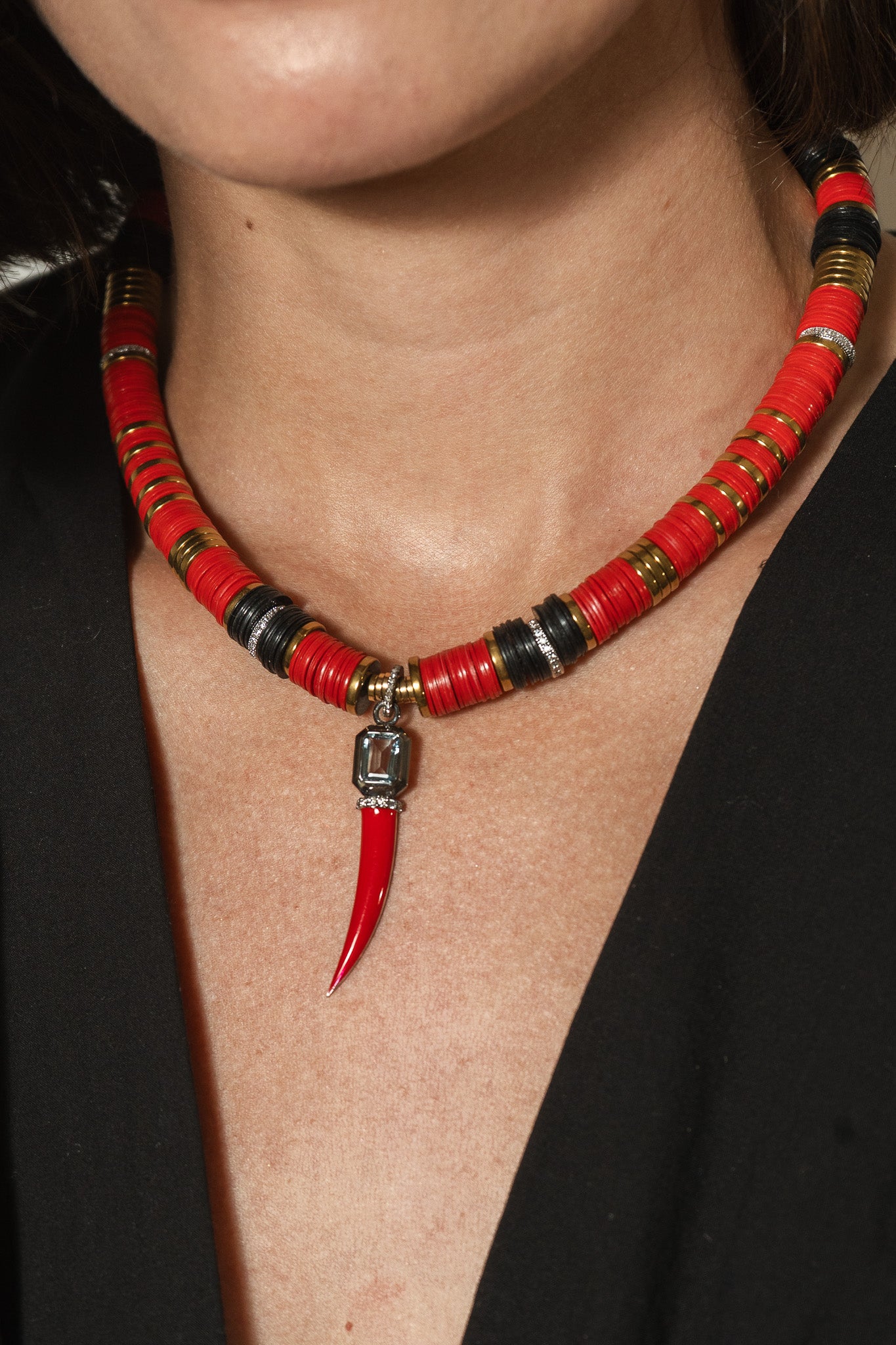 Puka Madre Topaz Red Horn