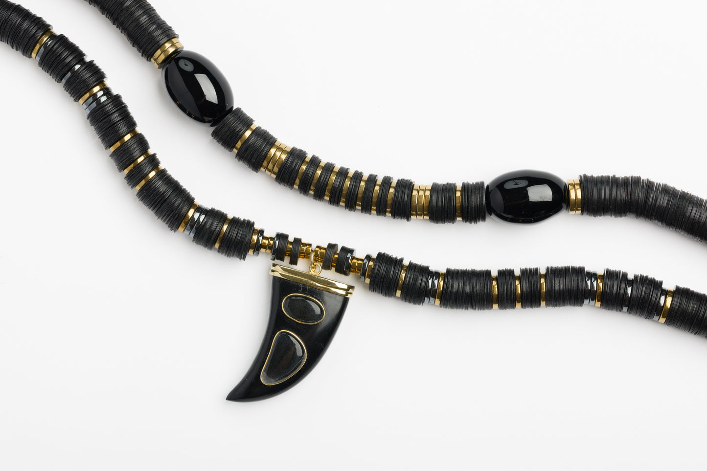Puka Madre Onyx Zanna