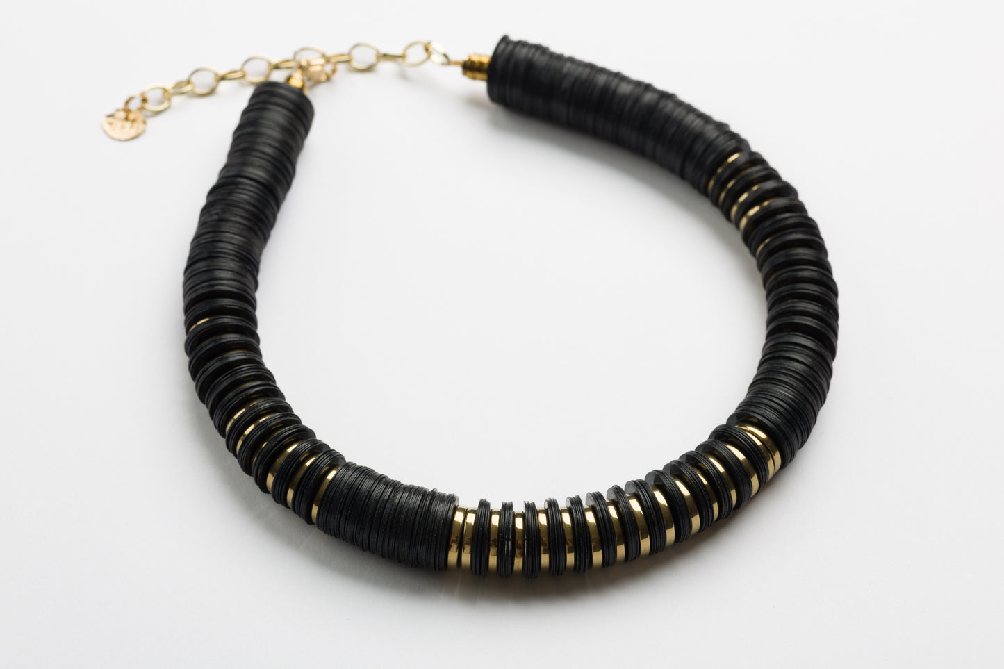 Jaipur Black Aura Oro